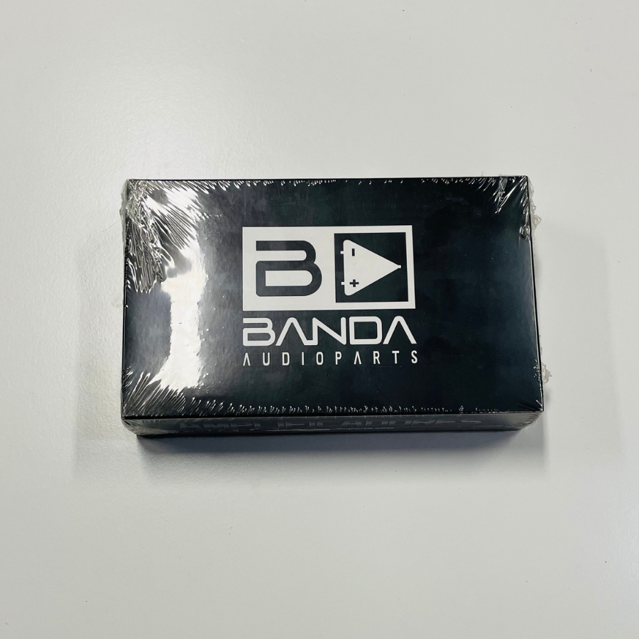 BANDA 400.4 Black